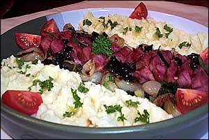 Uzený vepřový jazyk se šalotkami